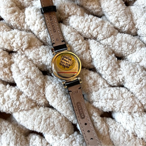 Coach watch with leather strap new - Picture 8 of 12